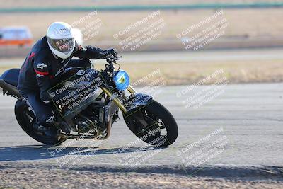 media/Feb-05-2023-Classic Track Day (Sun) [[c35aca4a42]]/Group 2/session 4 turn 4/